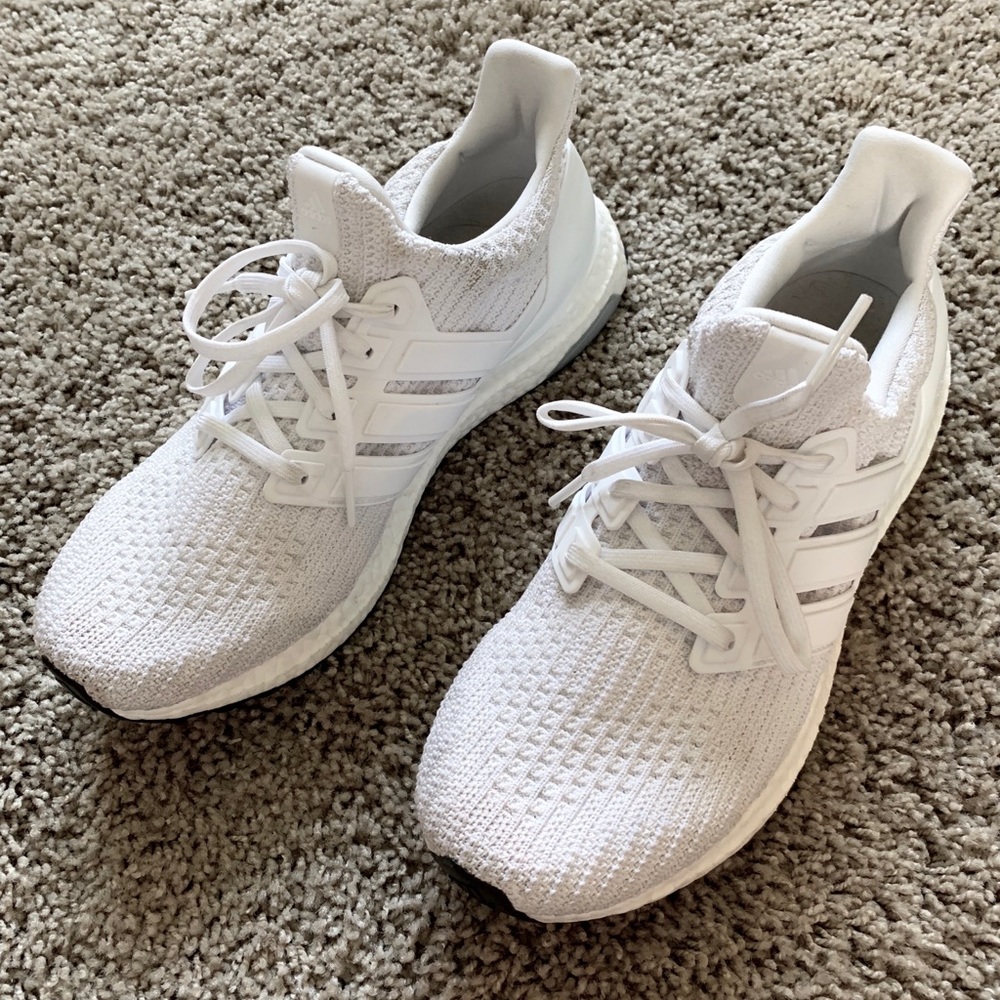 Adidas Ultraboost 4.0 “Triple White”